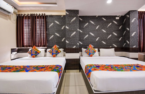 Yelahanka Hotel | Fabhotel Rotano Suites