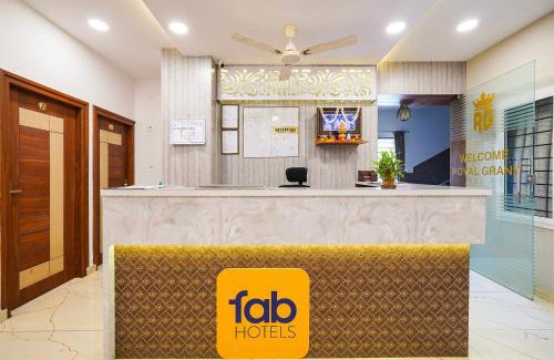 Bengaluru Hotel | FabHotel Royal Grand - Basaveshwar Nagar