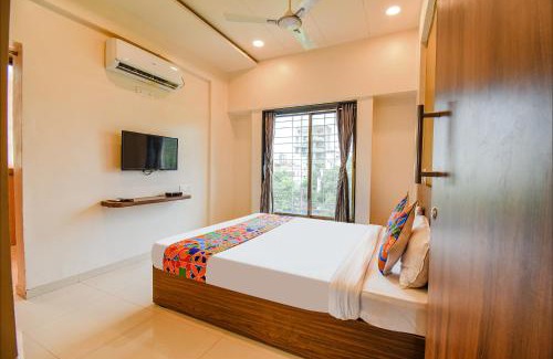 Bibvewadi Hotel | FabHotel Royal Hospitality
