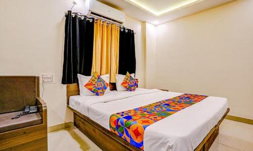 Paud Hotel | FabHotel Royal Inn NS - Taluka