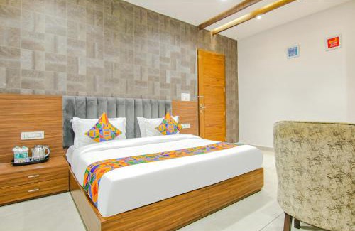 Ludhiana Hotel | FabHotel Royal Mapple