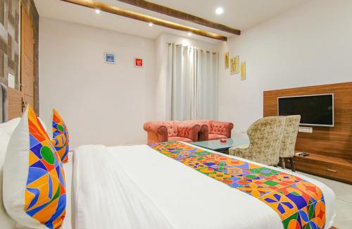 Ludhiana Hotel | FabHotel Royal Mapple