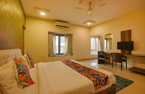 HBR Layout Hotel | Fabhotel Royal Serenity