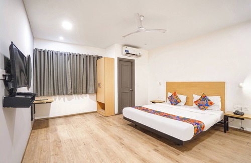 Baraula Hotel | Fabhotel Royale 49