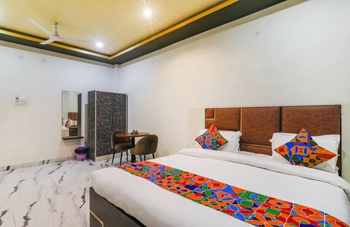 Motipur Hotel | Fabhotel Saalt Bandhan Resort