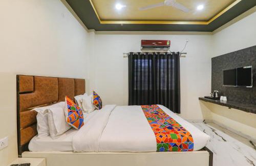 Motipur Hotel | FabHotel Saalt Bandhan Resort
