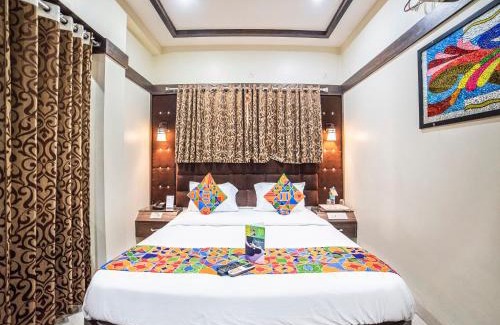 Indore Hotel | FabHotel Santoor Geeta Bhawan Square