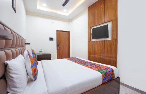Nagpur Hotel | FabHotel Sarja Sky