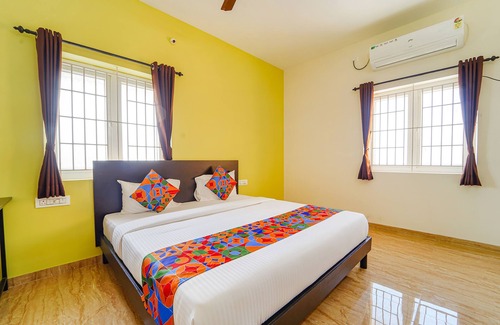 Saravanampatty Hotel | Fabhotel Saro Sri Residency
