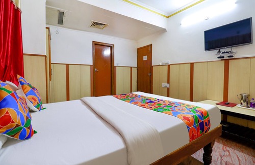 Rajajinagar Hotel | Fabhotel Shivaals Residency