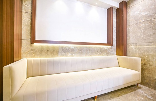 Bhandup West Hotel | FabHotel Shubham Inn