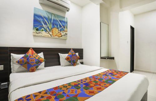 Rajkot Hotel | FabHotel SK