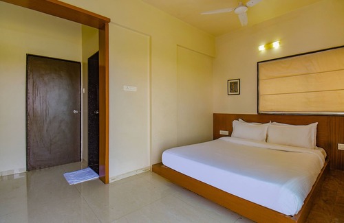 Kharadi Hotel | FabHotel Sky Vista Inn