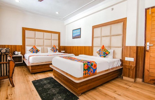 Bhagsu Nag Hotel | FabHotel Skylark