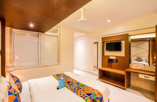 Kandivali Hotel | FabHotel Spring inn - Nr Borivali Station