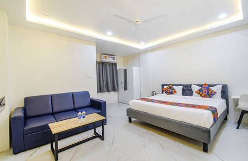 Serilingampally Hotel | Fabhotel Ssr Ikon Suites