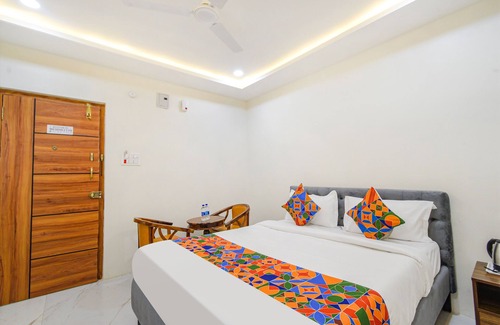 Serilingampally Hotel | Fabhotel Ssr Ikon Suites