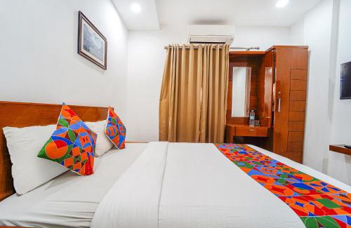 Kaloor Hotel | FabHotel Stratford