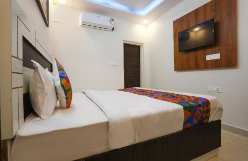 Bullawala Hotel | FabHotel The 3 Iidiots