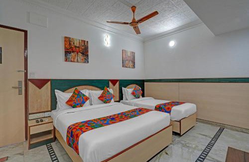 Sadduguntepalya Hotel | FabHotel The Black Diamond