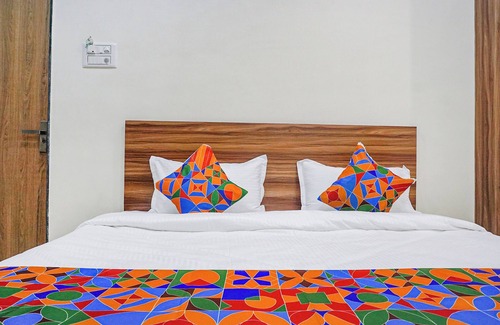 Wagholi Hotel | Fabhotel The Mantra inn - Nr world trade center