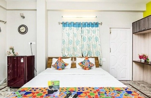 Sector 1 Hotel | FabHotel Transit Guest House