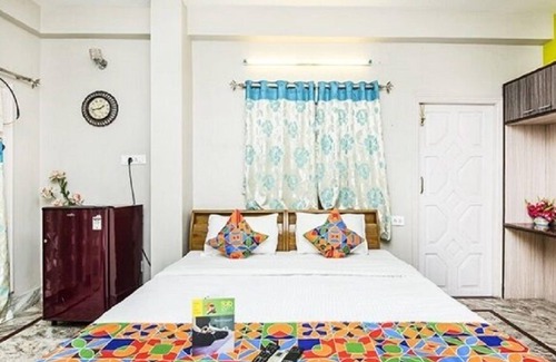 Sector 1 Hotel | FabHotel Transit Guest House