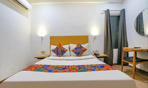 Delhi Hotel | FabHotel Urban Residency Model Town