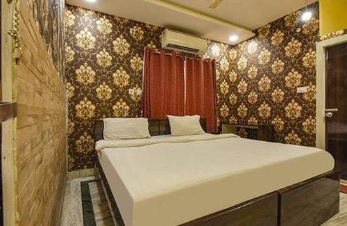 Sector II Hotel | Fabhotel Utsav Palace