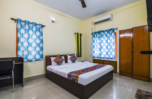 Sector II Hotel | Fabhotel Vicky