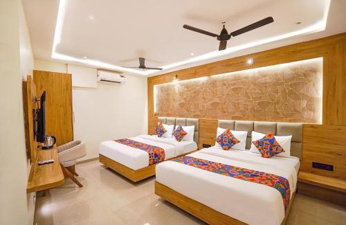 Kurla West Hotel | FabHotel Well Back - Nr BKC