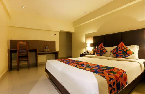 Sakinaka Hotel | FabHotel West inn - Nr Mumbai International Airport