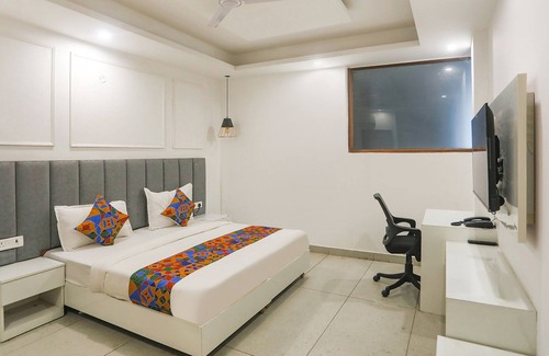 South City I Hotel | Fabhotel Yy Residency