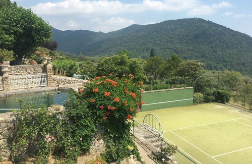 Bargemon Apartment | Fabulous 12th Century château apartment in Provence