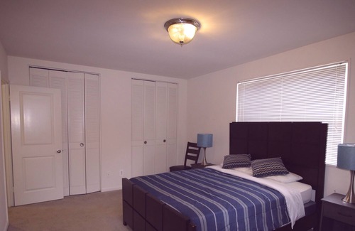 Fairfax House | Fabulous 2 bedroom townhouse in Fairfax VA