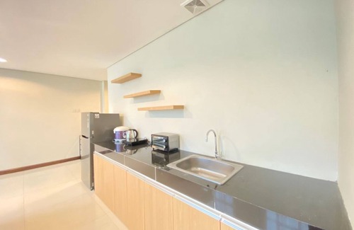 Braga Apartment | Fabulous 2Br Loft Apartment With Private Bathub At El Royale