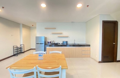 Braga Apartment | Fabulous 2Br Loft Apartment With Private Bathub At El Royale