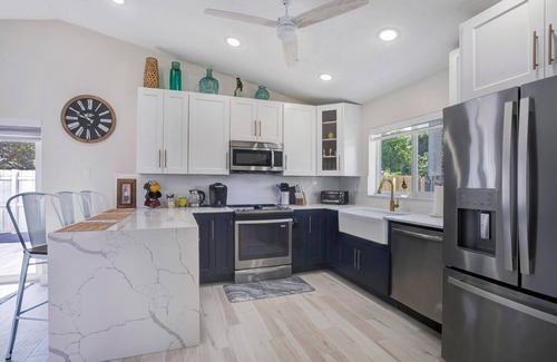 Lauderhill House | Fabulous 3/2 Home in Ft Lauderdale suburb.