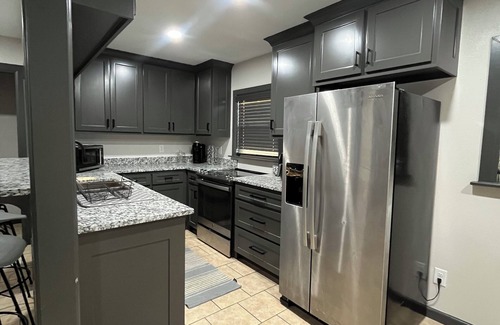 Tyler House | Fabulous 3-bedroom house with AC in charming Tyler