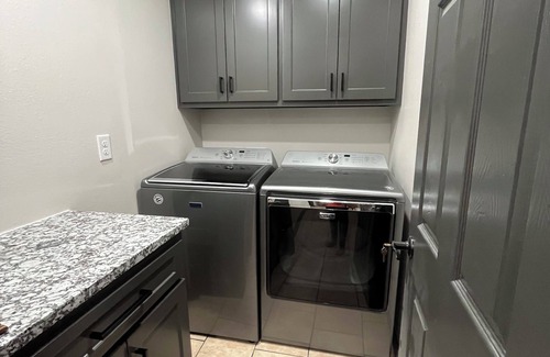 Tyler House | Fabulous 3-bedroom house with AC in charming Tyler