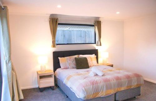 Pukehangi House | Fabulous 4 Bedrooms House in Rotorua