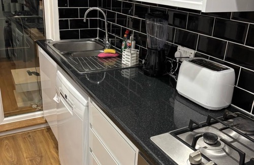 Greenwich House | Fabulous 5-bedroom house with WiFi in charming London