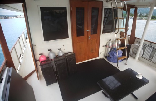Montego Bay Boat Rental | Fabulous 60ft. yacht with available crew in Montego Bay!