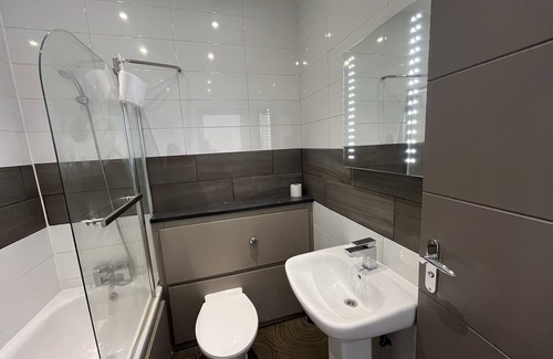 Anerley Apartment | Fabulous apartment. 20 min from London bridge. 5 min Crystal palace