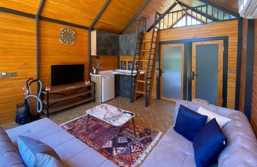 Konyaalti Apartment | Fabulous Bungalow with Jacuzzi in Konyaalti