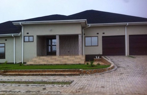 Blantyre House | Fabulous contemporary home with idyllic view perfect for your holiday