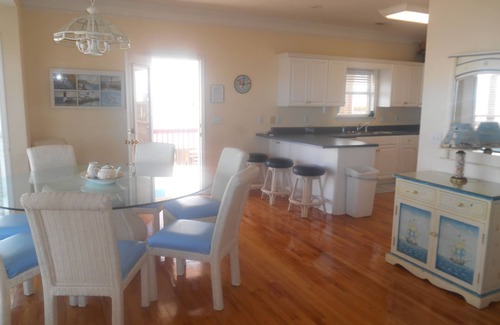 Surfside Beach House | FABULOUS DIRECT OCEANFRONT! 5 BR 4 Bath