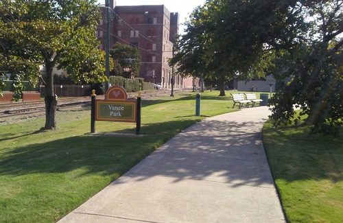 South Main Historic District Condo | Fabulous downtown condo!
