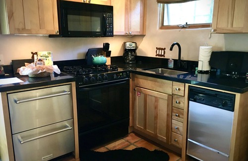 Downtown Santa Fe House | Fabulous Downtown Guesthouse in Historic District, Hot tub! Perfect Location!