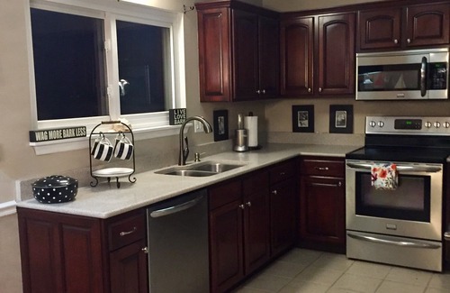 Mount Pleasant House | Fabulous Family 4BD Pool Rental